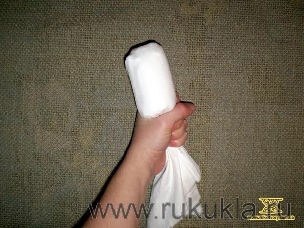 Узловая кукла - потомок куклы-божества, символизирующей Рожаницу - Тридевятое Царство