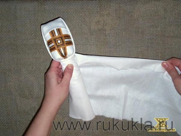 Узловая кукла - потомок куклы-божества, символизирующей Рожаницу - Тридевятое Царство